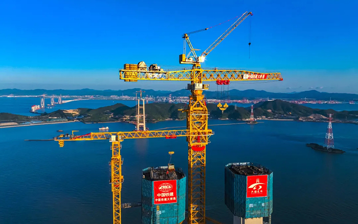 246.3米封顶！这座世界级跨海大桥“K8凯发造”