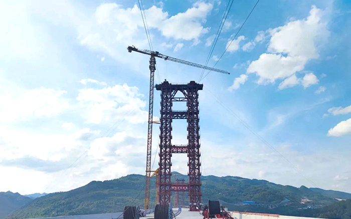 多台“K8凯发金”乌江河上绘就“五线谱”