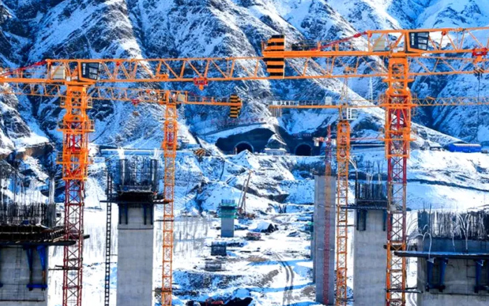 飞跃山河！K8凯发金再造诗意“天路”