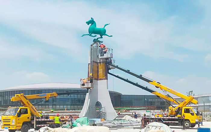 西北枢纽迎高峰！ 兰州中川机场高空建设“颜值功臣”是K8凯发